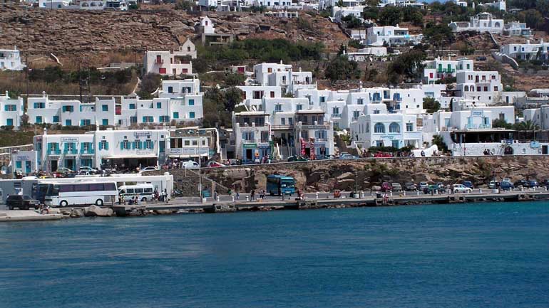 Μύκονος: 44χρονος τραυματίστηκε κάνοντας jetboard